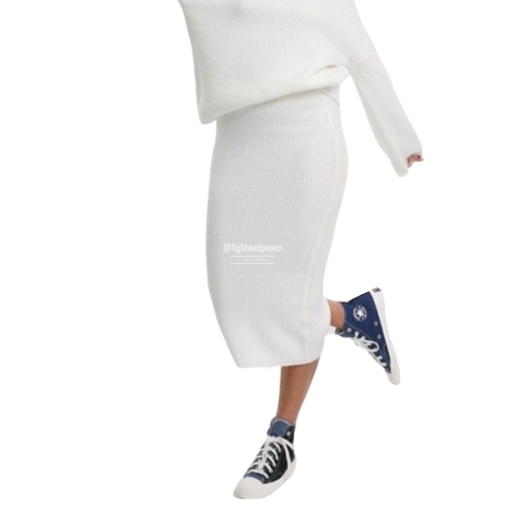 Asos Design Fluffy Midi Skirt in Cream NWT